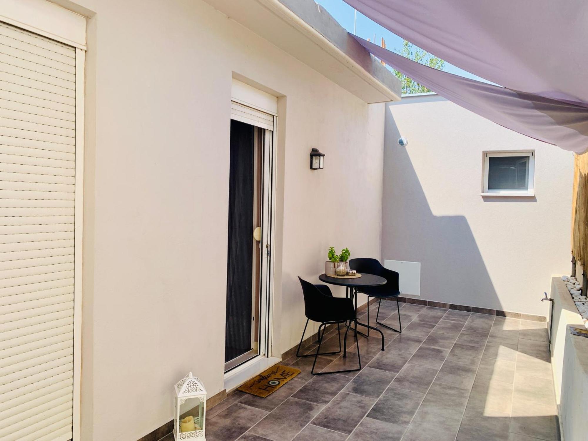 Thelfi Luxury Studio In Attica - Close To Varkiza Beach - Sea View Vári Eksteriør billede