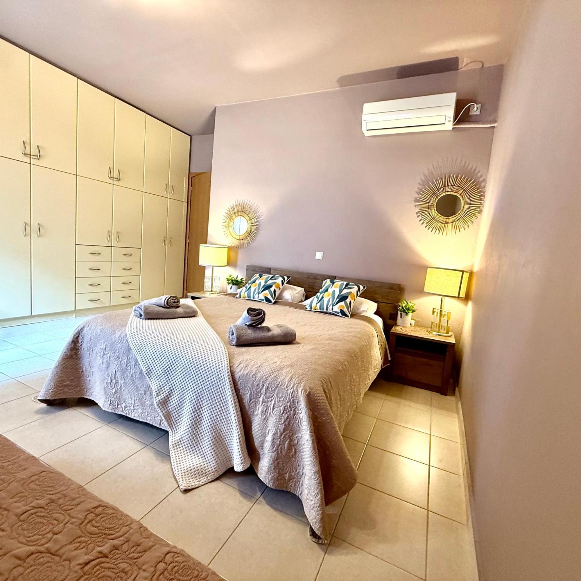 Thelfi Luxury Studio In Attica - Close To Varkiza Beach - Sea View Vári Eksteriør billede